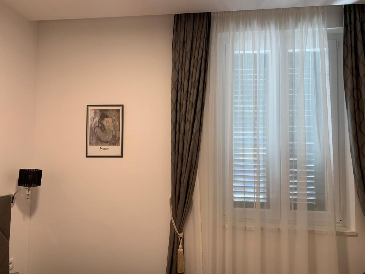 Apartment In The City Center Split Exterior photo